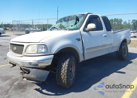 2000 Ford F-150 Lariat/Work Series/Xl/Xlt from USA, damaged, VIN 1FTRX18L7YNB61953